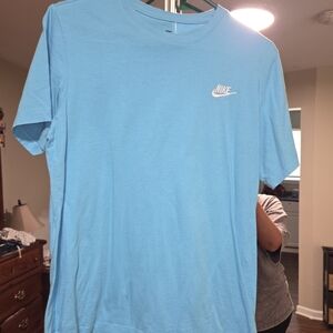 Nike Men's Light Blue Short Sleeve Tee